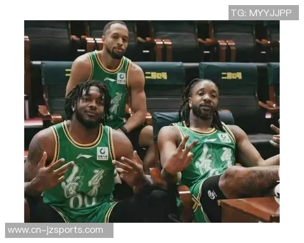 辽宁男篮宣布裁掉外援奥利弗与杰隆布朗引发球迷热议