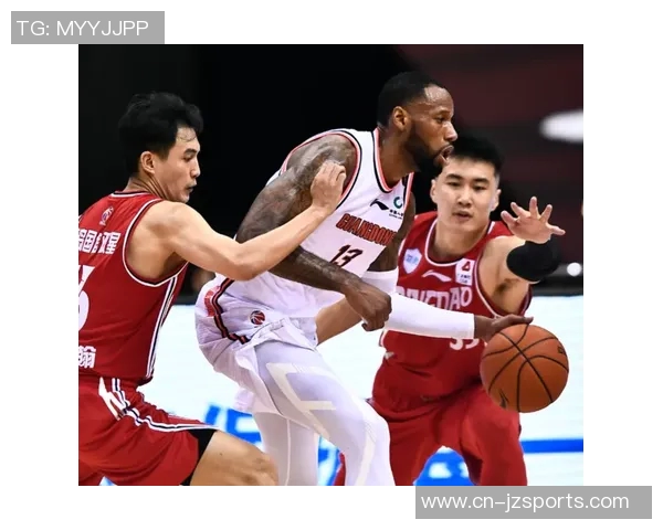 托马斯三分不中曾凡博反篮未能及时得分比赛悬念再起